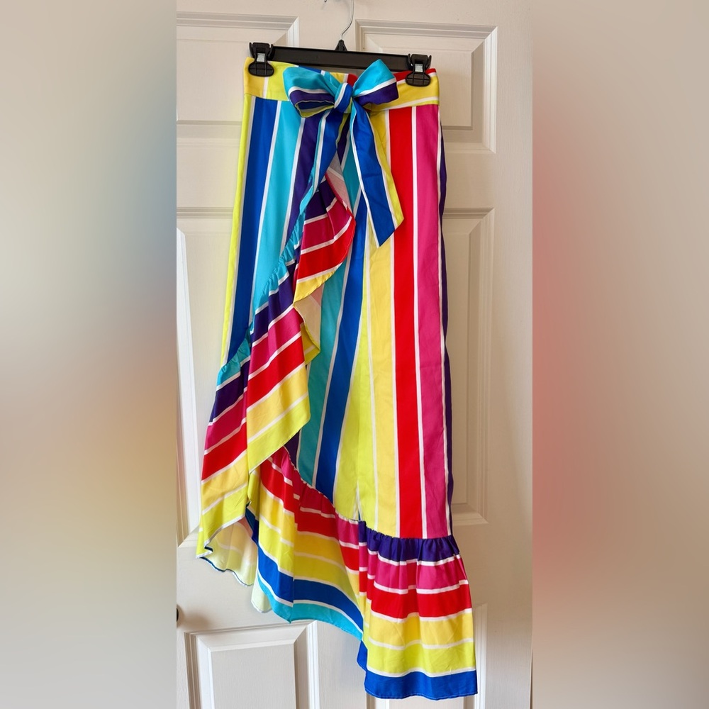 New York & Company Vibrant Asymmetrical Skirt Large, NWT